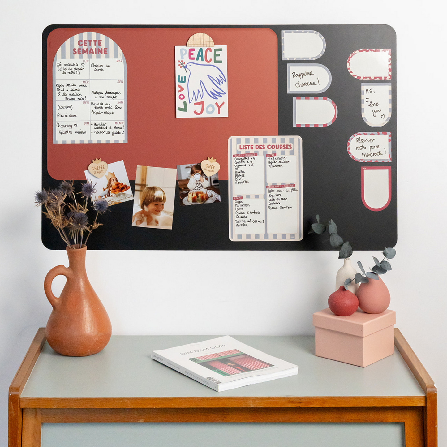 Semainier magnétique rayure bleu, ardoise effaçable pratique et déco, tableau hebdomadaire fixé sur frigo ou tableau magnétique