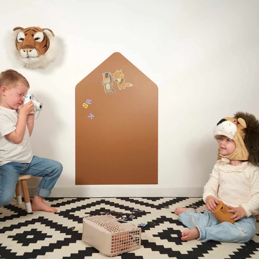 Tableau magnétique maison colorée