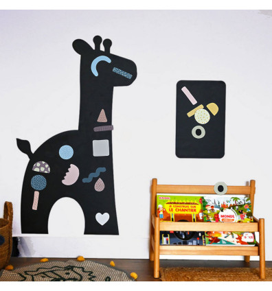 Le tableau magnétique en forme de carte de France est le support mural  idéal pour décorer une chambre d'enfant et laisser libre cours à leur  imagination.
