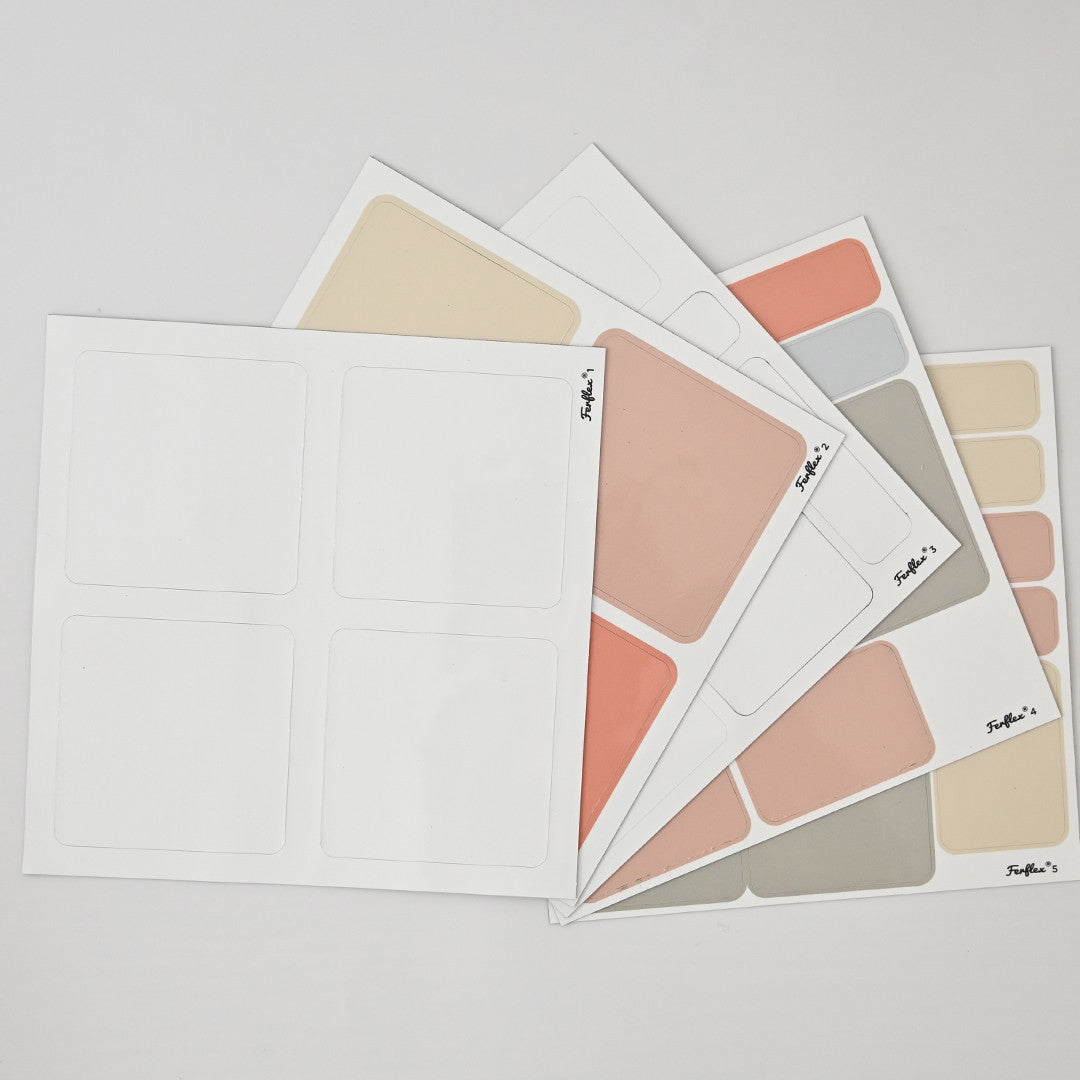 Planches d'aimants effaçables colorés fournies avec le calendrier magnétique