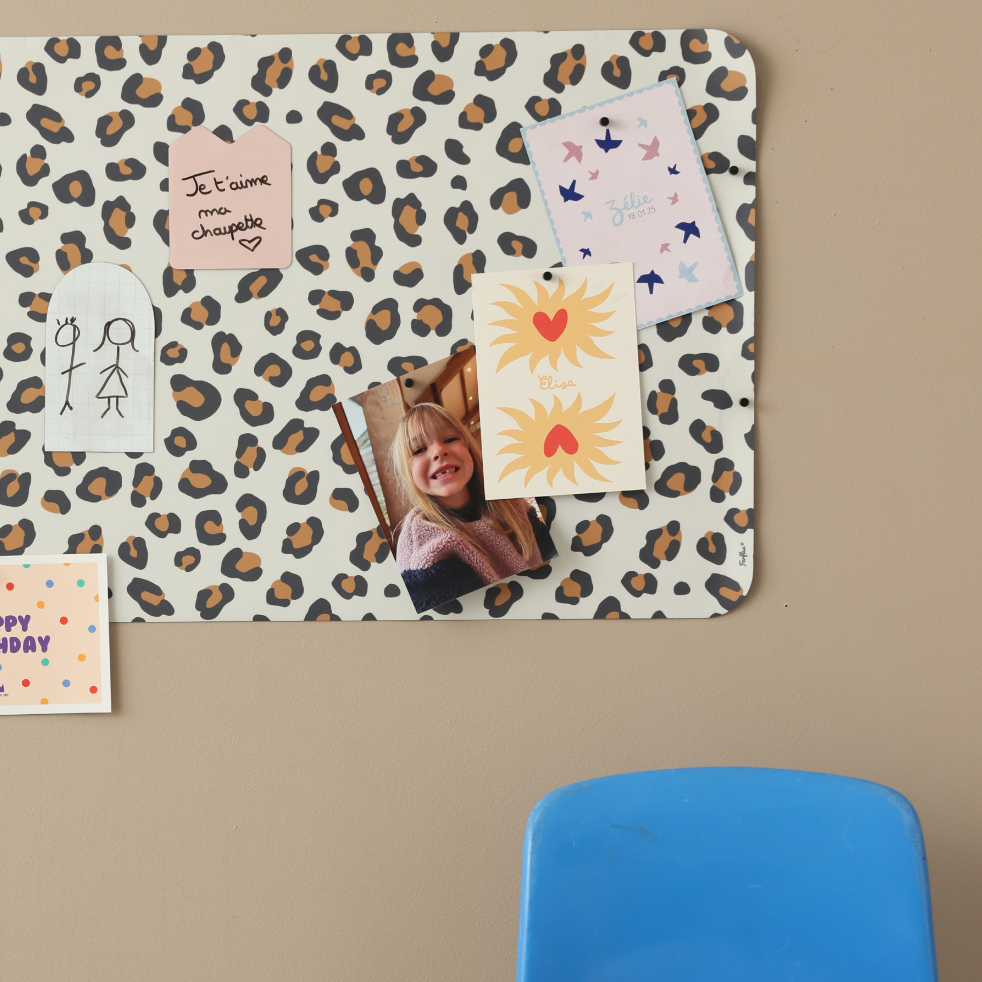 Tableau magnétique mural rectangle léopard avec photos de famille, faire-part de naissance 
