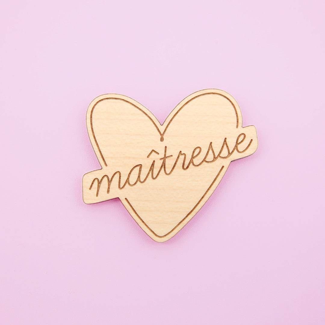 Magnets en bois Maîtresse