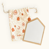 Miroir magnétique maison en bois