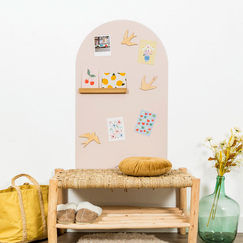 espace-mural-pour-afficher-avec-des-magnets